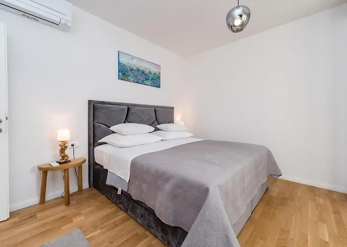 My Dalmatia - Luxury Tala With Amazing Sea View, Private Heated Pool And Sauna Pašman