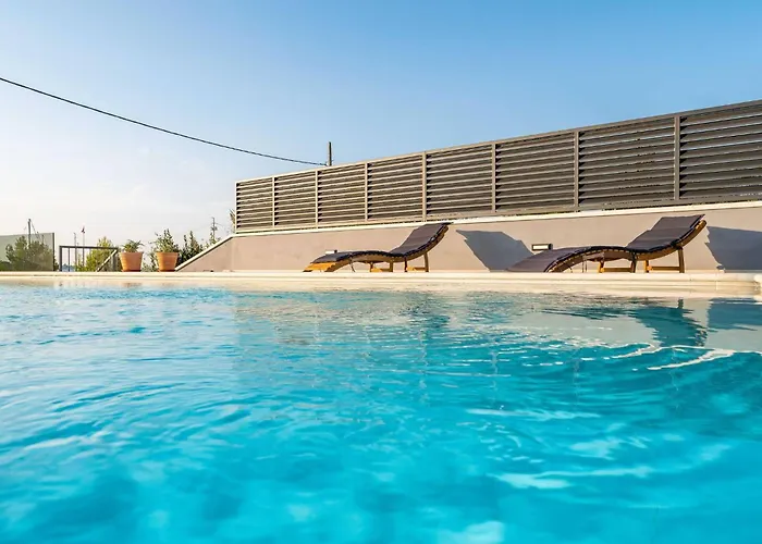 Dom wakacyjny My Dalmatia - Luxury Tala With Amazing Sea View, Private Heated Pool And Sauna Pašman
