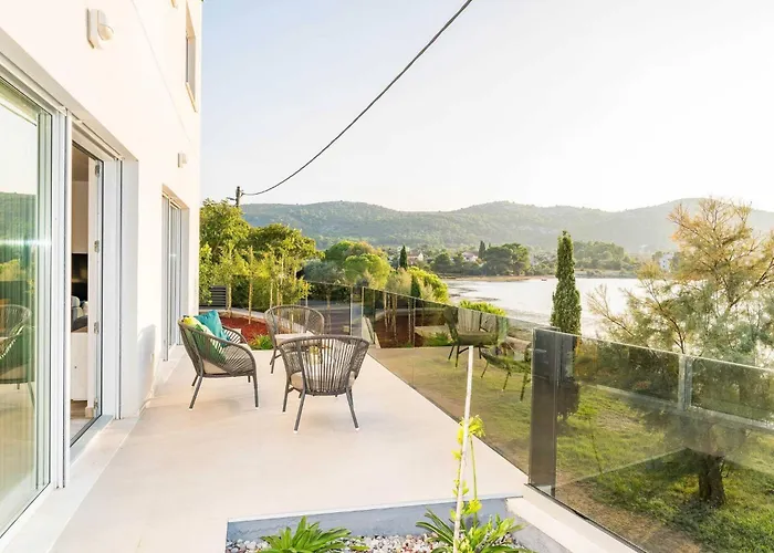 My Dalmatia - Luxury Tala With Amazing Sea View, Private Heated Pool And Sauna Dom wakacyjny