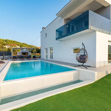 My Dalmatia - Luxury Tala With Amazing Sea View, Private Heated Pool And Sauna Pašman