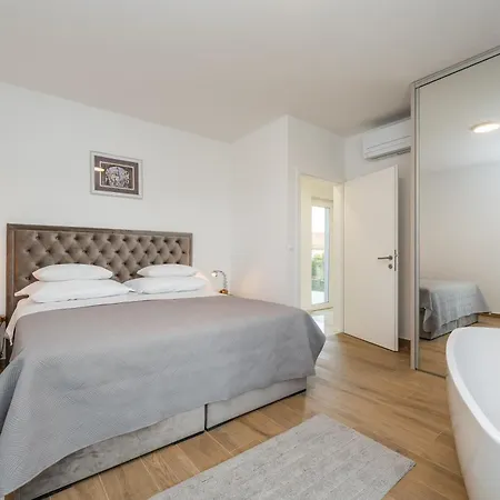 Σπίτι διακοπών My Dalmatia - Luxury Tala With Amazing Sea View, Private Heated Pool And Sauna