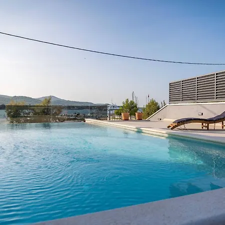 My Dalmatia - Luxury Tala With Amazing Sea View, Private Heated Pool And Sauna Σπίτι διακοπών *