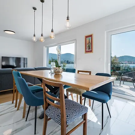 My Dalmatia - Luxury Tala With Amazing Sea View, Private Heated Pool And Sauna Casa de Férias *