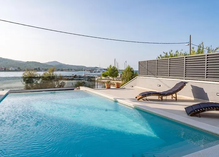 My Dalmatia - Luxury Tala With Amazing Sea View, Private Heated Pool And Sauna Дом отдыха Пашман